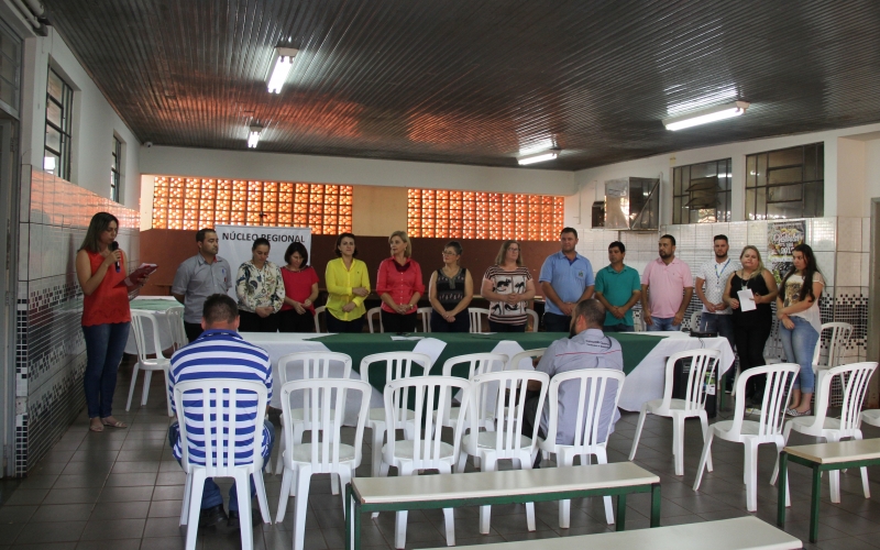 REUNIÃO DE PARTIDA PARA AS MELHORIAS E REPAROS GERAIS NO COLÉGIO ESTADUAL DUQUE DE CAXIAS