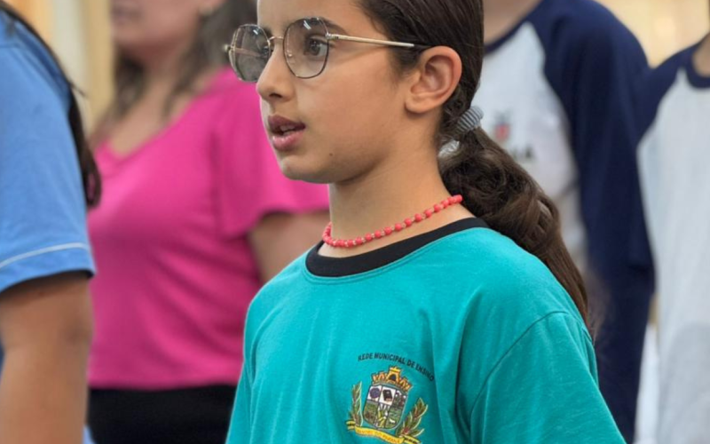 De olho no futuro: estudantes de São Manoel do Paraná/PR recebem óculos pelo Programa Bons Olhos Paraná