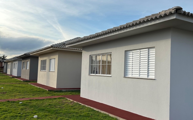 Sonho da casa própria se torna realidade para 29 famílias de São Manoel do Paraná com a inauguração e entrega do novo conjunto habitacional