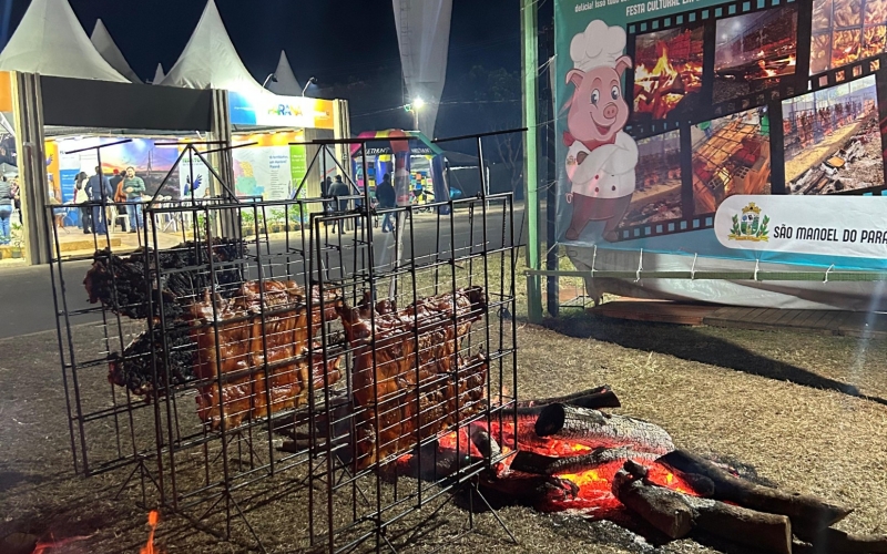 O município de São Manoel do Paraná/PR leva sabor e tradição ao Cianorte Festival com a degustação da tradicional Leitoa na Trincheira